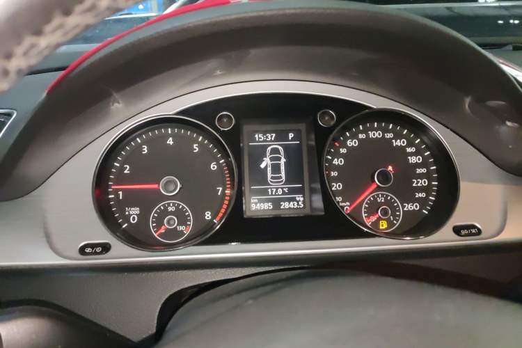 Used Volkswagen Magotan 2015 1.8TSI Advanced Model
