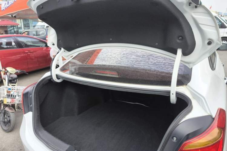 Used Hyundai Mistra 2016 1.8L Automatic Smart GLS
