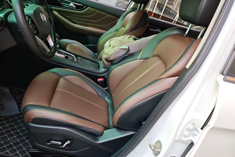 Used Dongfeng Aeolus AX7 2018 Classic 1.6T Automatic Luxury Model