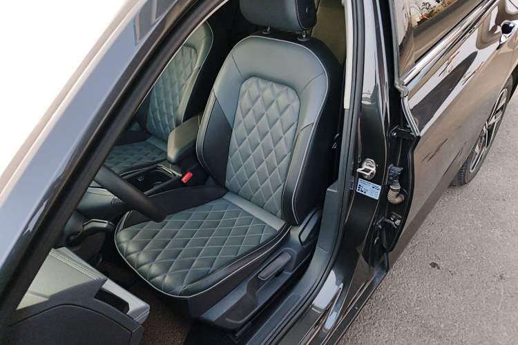 Used Volkswagen Sagitar 2024 300TSI DSG Excellence Edition