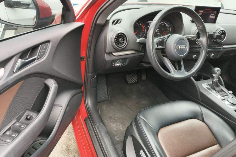 Used Audi A3 2017 Sportback 35 TFSI Ambition Edition
