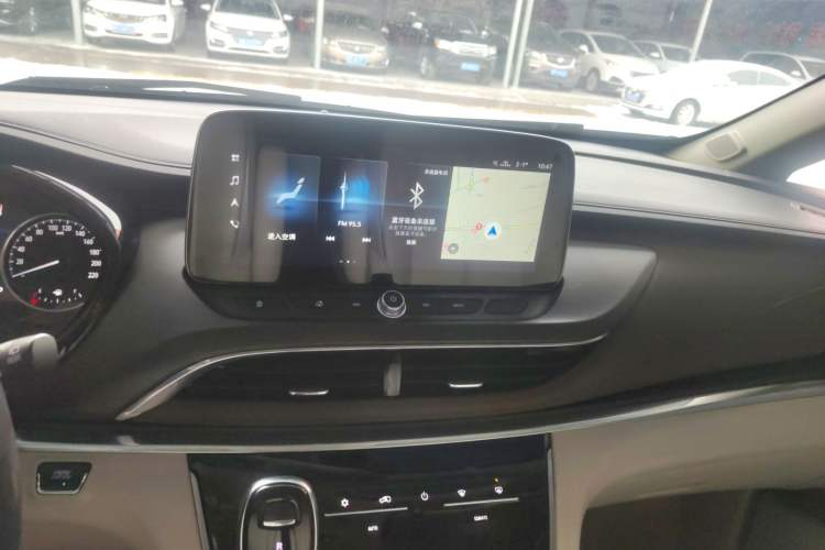 Used Buick GL8 2021 Land Cruiser Executive Class 652T Luxury Model
