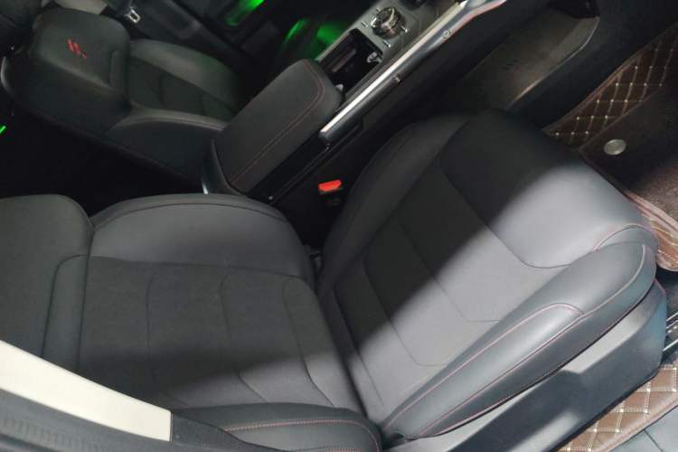 Used JETOUR Traveler 2023 2.0T Four-Wheel Drive Conqueror
