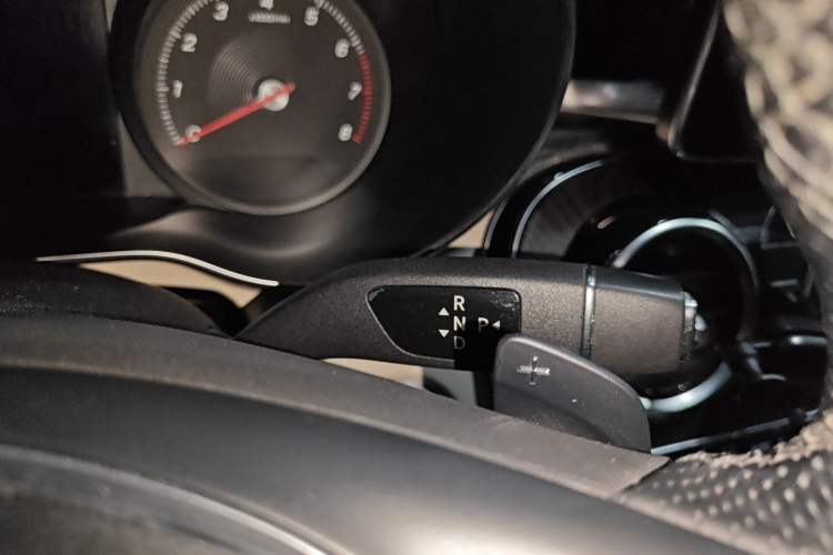 Used Mercedes-Benz C-Class 2015 C 200 L Sport Edition