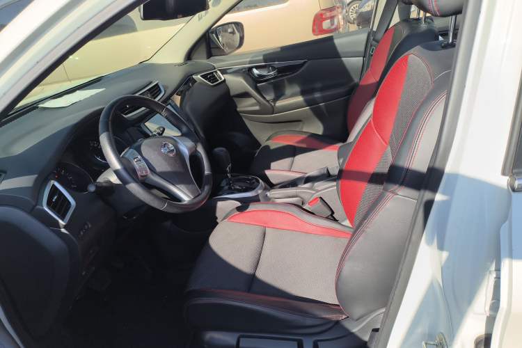 Used Nissan Qashqai 2016 2.0L CVT Luxury Edition
