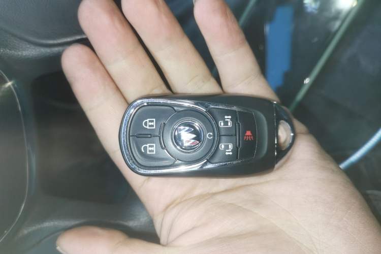 Used Buick GL8 2023 ES Lu Zun Deluxe Model
