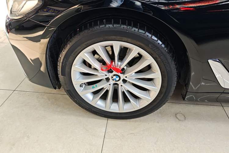 Used BMW 5 Series 2022 Restyled 525Li Luxury Package
