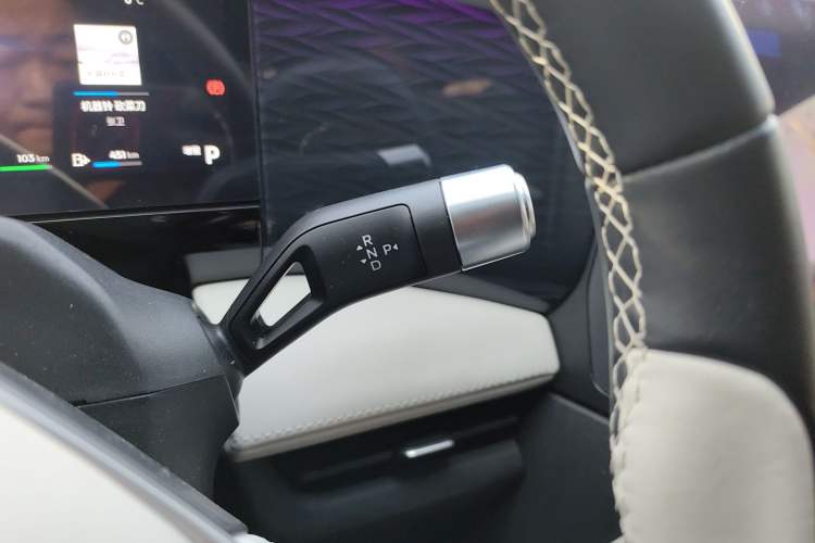 Used  L7 2023 1.5T 115 km Starship