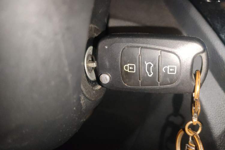 Used Kia K2 2015 Sedan 1.4L Automatic GLS
