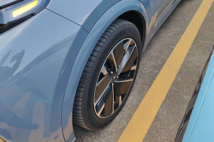 Used Li Auto L7 2025 Ultra Smart Refreshed Edition