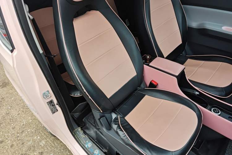 Used Wuling Hongguang MINIEV 2021 Macaron Premium Model – Lithium Iron Phosphate