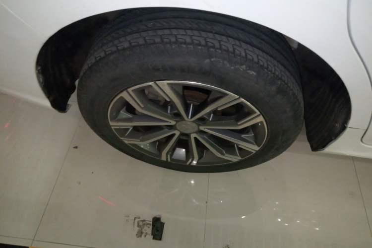 Used BYD Song MAX 2019 1.5T Automatic Smart Connect Ruiyi Sunroof Version 6 Seats China VI Standard
