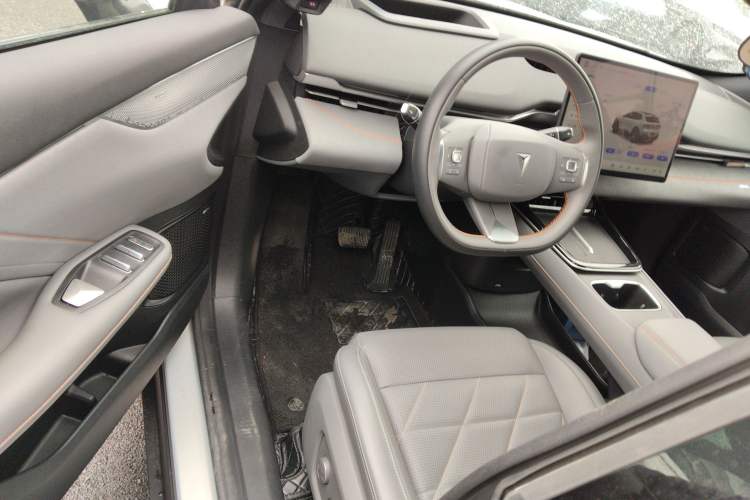 Used  S05 2024 200 Ultra Range-Extended Long-Range Version
