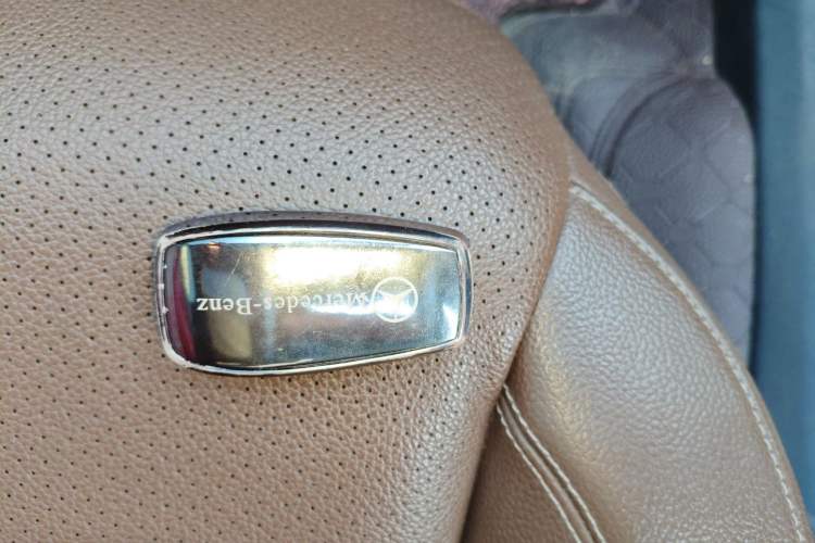 Used Mercedes-Benz E-Class 2019 E 300 L Sporty and Stylish Model