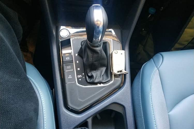 Used Volkswagen Tharu 2023 300TSI Two-Wheel-Drive Full Moon Edition
