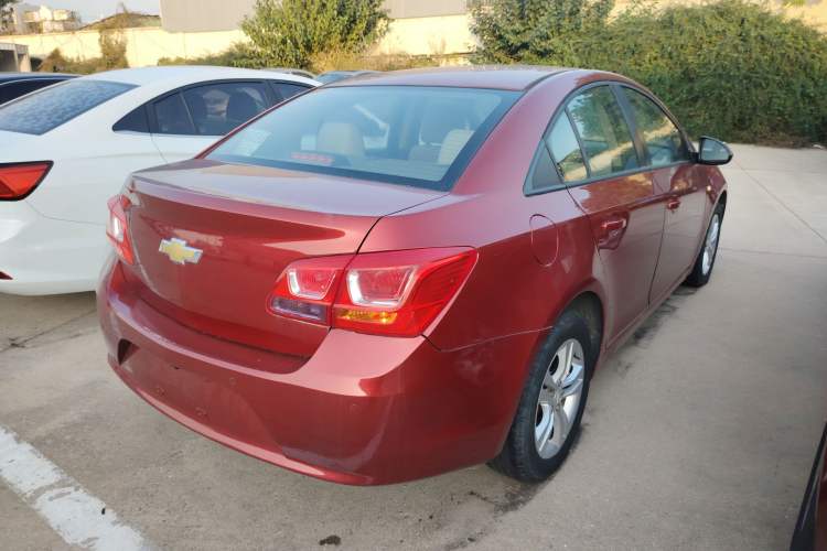 Used Chevrolet Cruze 2015 1.5L Classic SE AT

