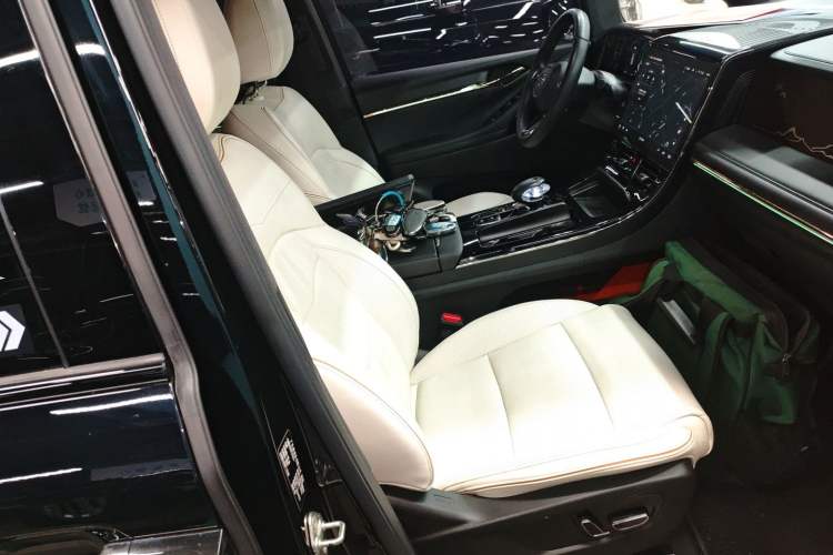 Used GAC Trumpchi M8 2023 Zongshi Series 400T Flagship Edition
