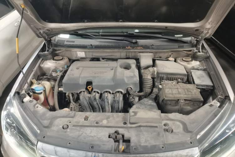 Used Geely Auto Emgrand 2019 Leading Edition 1.5L CVT Luxury Model China VI Standard
