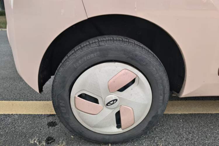 Used Chery QQ Ice Cream 2022 170km Sundae Phosphate Lithium-Ion
