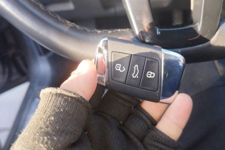 Used Volkswagen Magotan 2018 Facelift 330TSI DSG Luxury Model
