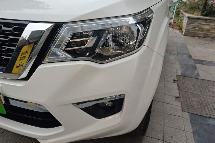 Used Nissan Terra 2020 2.5L XL Upper Automatic Two-Wheel Drive Luxury Edition
