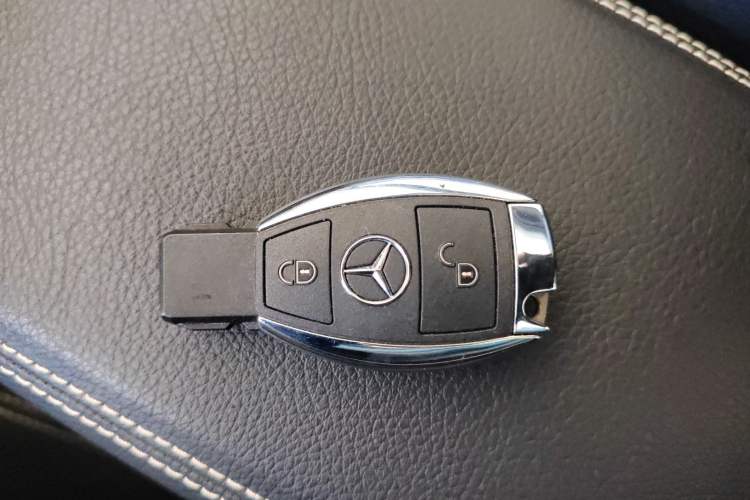 Used Mercedes-Benz GLA 2017 GLA 220 4MATIC Fashion Model
