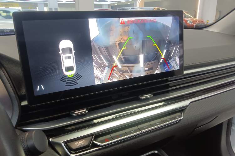 Used Geely Auto Emgrand 2023 4th Generation Champion Edition 1.5L CVT Luxury Model