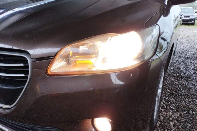 Used Peugeot 301 2014 1.6L Manual Comfort Edition