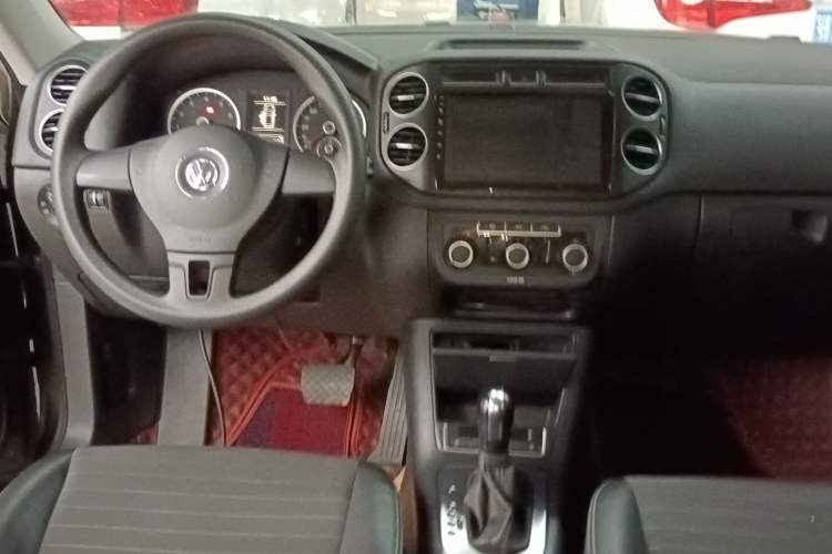 Used Volkswagen Tiguan 2017 300TSI Automatic Two-Wheel Drive Silk Road Luxury Edition