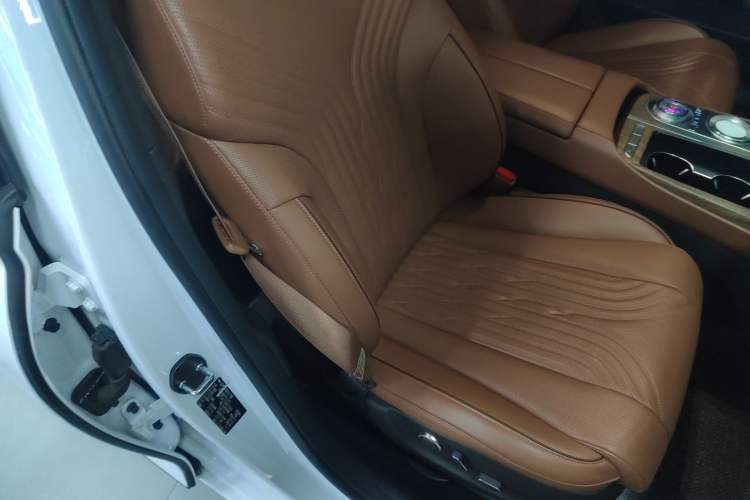 Used Genesis G80 2021 2.5T Rear-Drive Flagship Edition