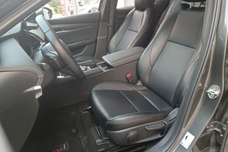 Used Mazda Mazda 3 Axela 2023 2.0L Automatic Zhiya Edition
