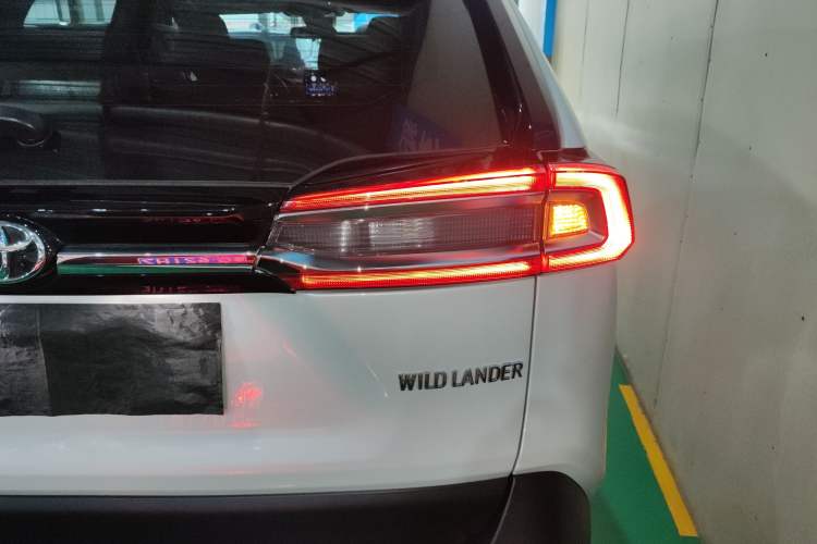 Used Toyota Wildlander 2022 2.0L CVT Two-Wheel Drive Luxury PLUS Edition
