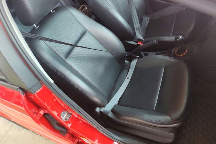 Used Volkswagen Polo 2016 1.4L Manual Fashion Model