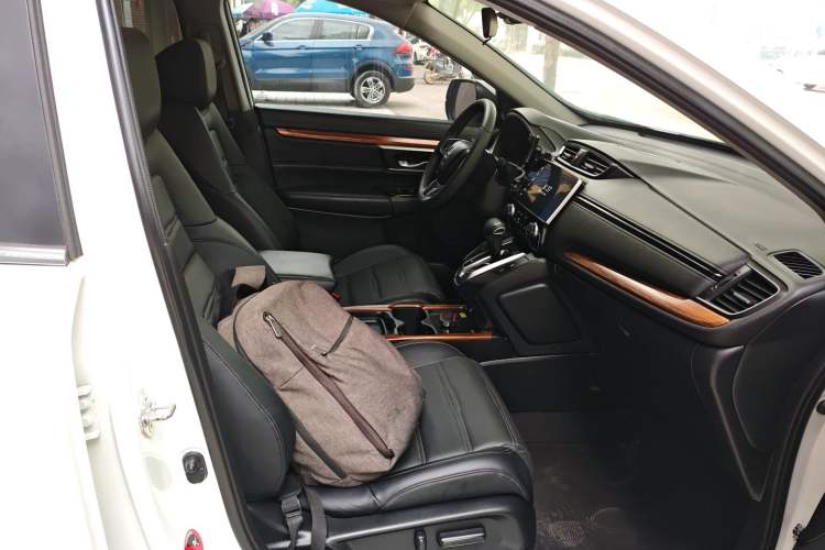 Used Honda CR-V 2021 240TURBO CVT 2WD Fashion Edition