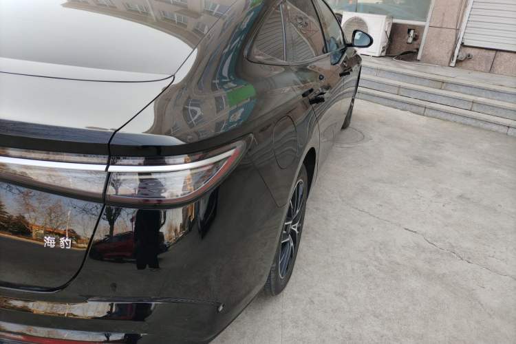 Used BYD Seal 2023 DM-i 1.5T 121km Flagship Model
