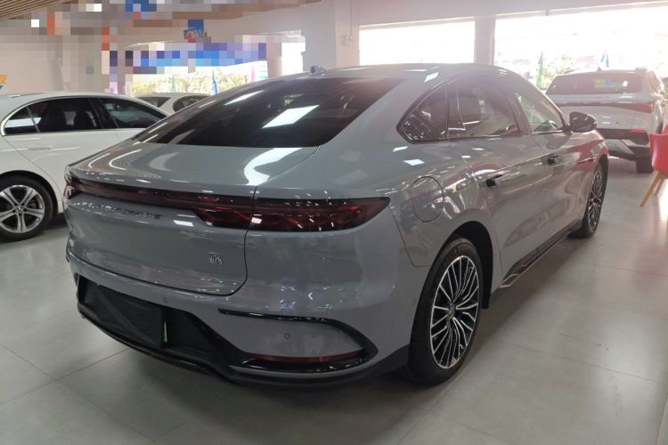 Used BYD Han 2025 EV with 701 km of Laser Radar-Enabled Intelligent Driving
