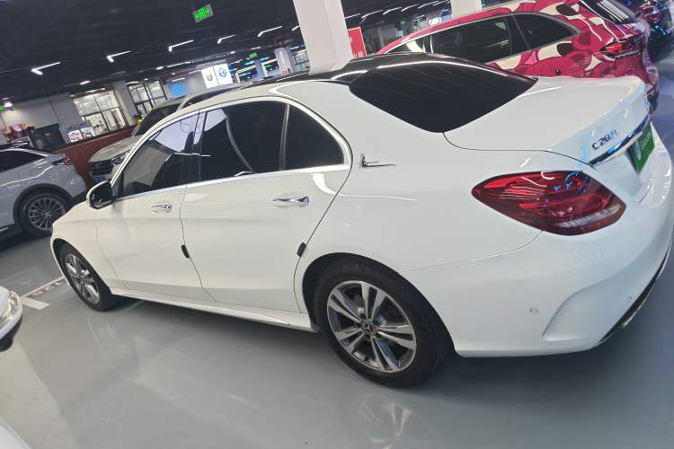 Used Mercedes-Benz C-Class 2017 Facelift C 200 L Sport Edition