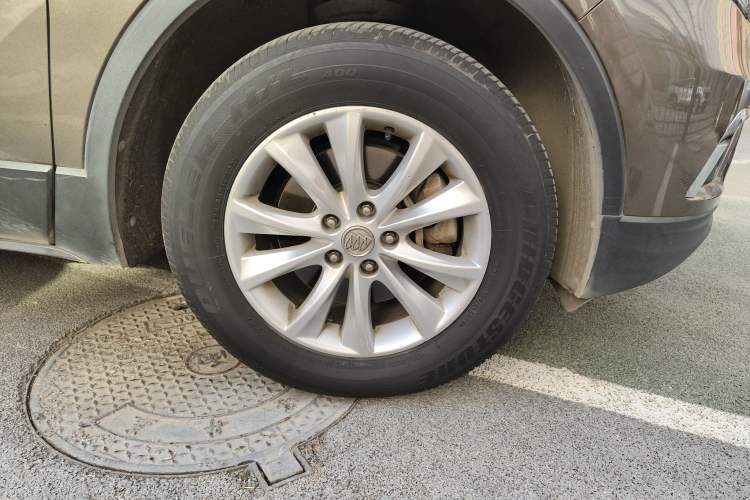 Used Buick Envision 2014 28T Four-Wheel Drive Elite Model
