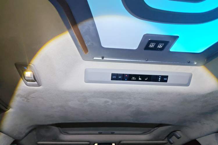 Used Toyota Sienna 2021 2.5L Hybrid Comfort Edition
