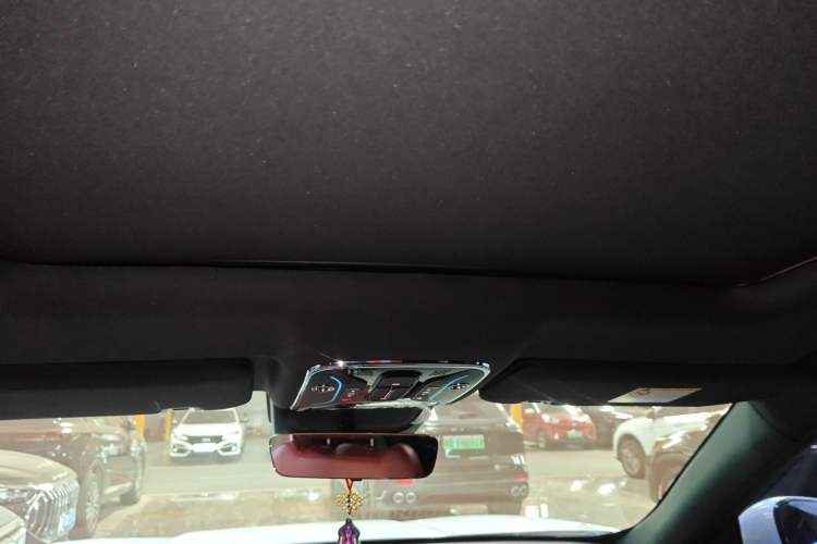 Used JETOUR X70 2021 Zhuge 1.6T DCT Wuhou 7-Seater
