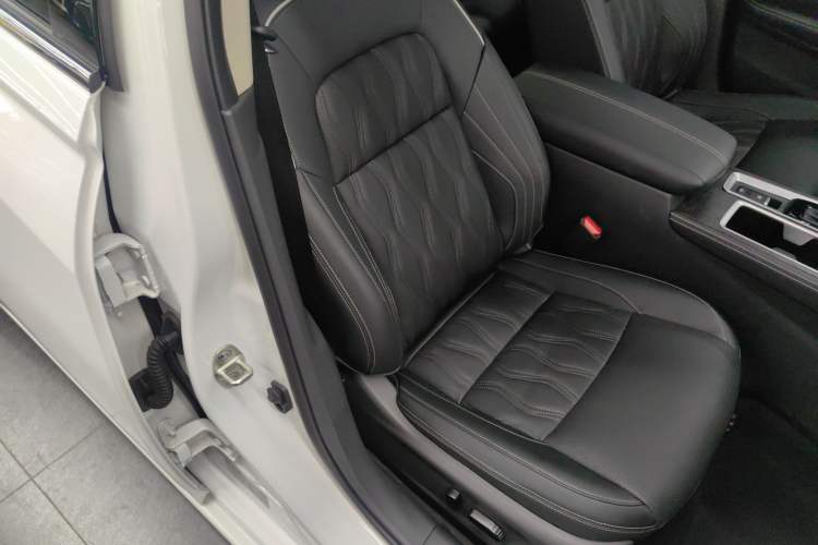 Used Nissan Teana 2022 2.0L XL-TLS Enjoyment Edition
