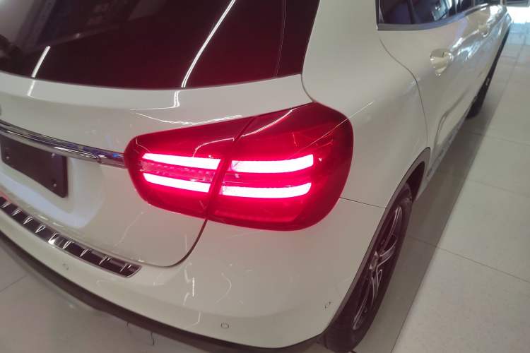 Used Mercedes-Benz GLA 2018 GLA 200 Fashion Model
