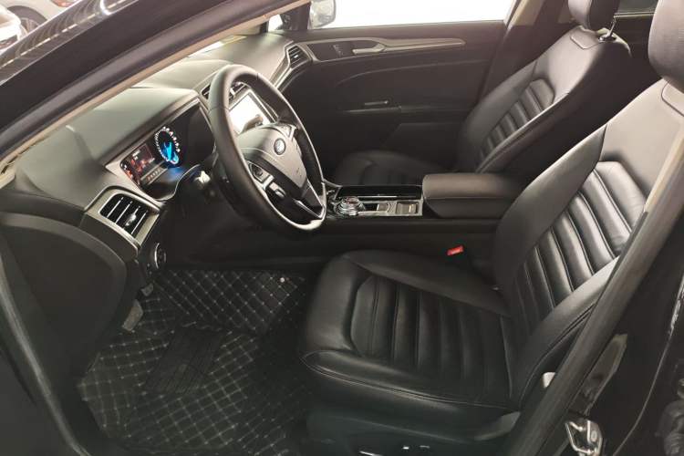 Used Ford Mondeo 2017 EcoBoost 200 Stylish Model