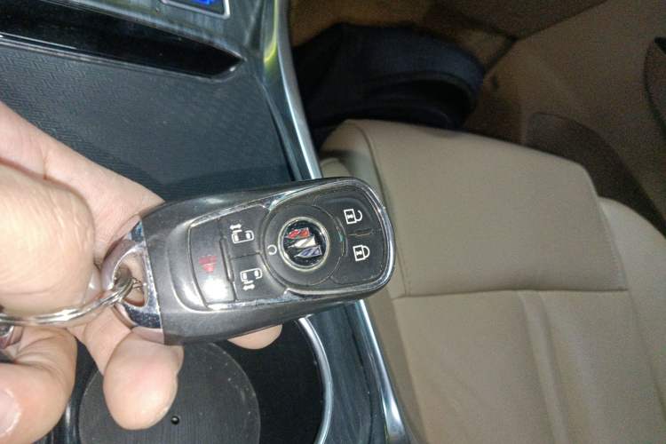 Used Buick GL8 2020 ES Land Cruiser 653T Luxury Edition
