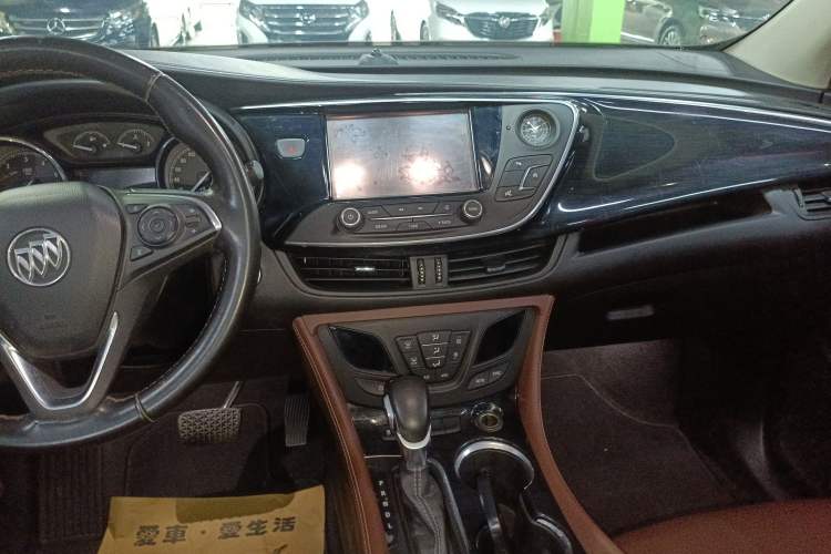 Used Buick Envision 2018 20T Two-Wheel Drive Luxury Model
