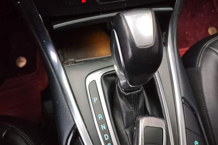 Used Ford Edge 2018 EcoBoost 245 Two-Wheel-Drive Titanium 7-Seater China V Standard
