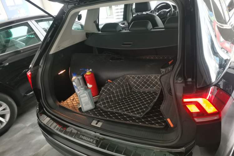 Used Volkswagen Tiguan L 2019 Updated Version 330TSI Automatic Two-Wheel Drive Panoramic Comfort Edition China VI Standard