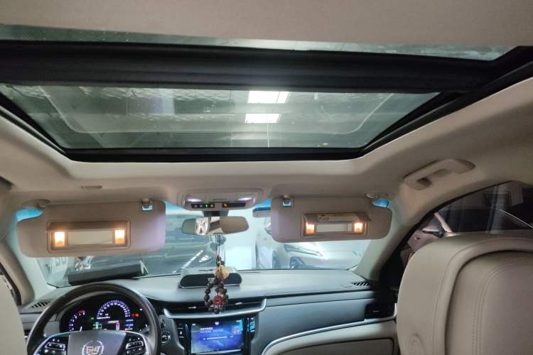 Used Cadillac XTS 2014 28T Comfort Version
