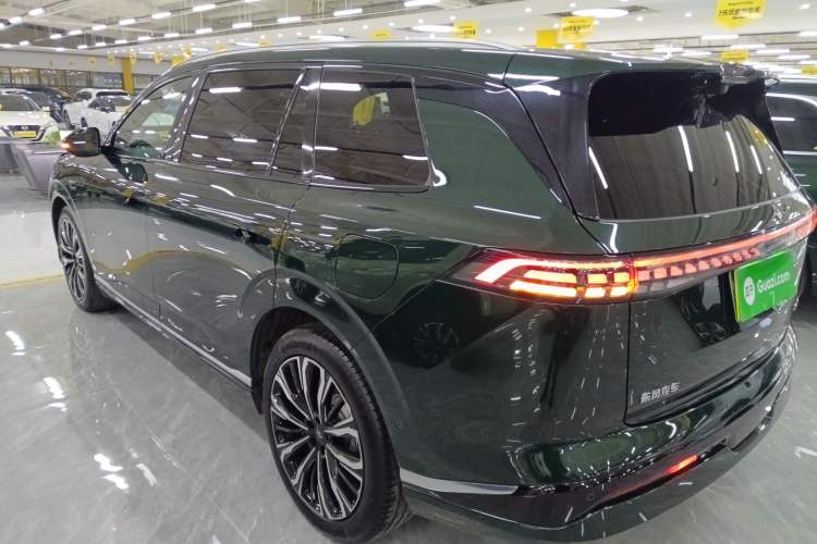 Used  eπ008 2026 Model Six-Seat Range-Extended Family Edition