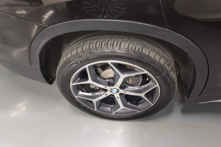 Used BMW X1 2019 xDrive20Li Luxury Model
